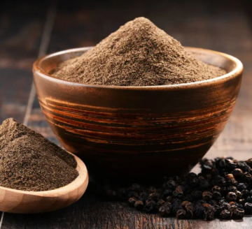 All natural and healthy black pepper power