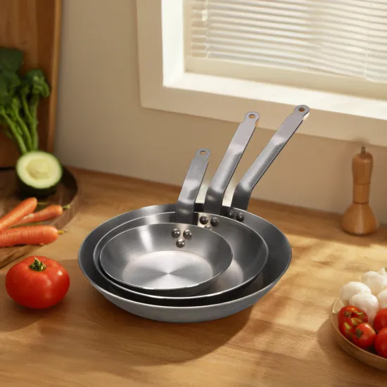 Carbon Steel Frying Pan Skillet 2.5/3.0mm Thick with Steel Riveted Handle