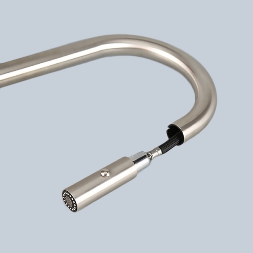 SINGLE-HOLE KITCHEN FAUCET WITH PULL OUT SPRING SPOUT