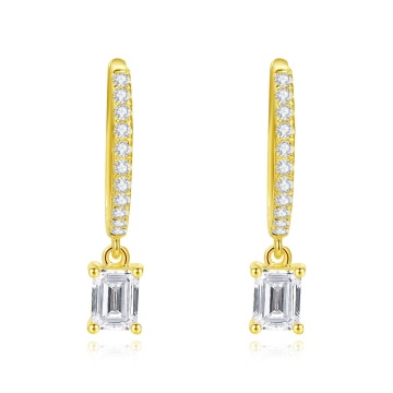 9k-18k Gold Lab Diamond Stud Earrings: Luxury Fashion Jewelry for Women