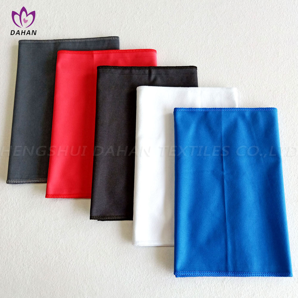 Solid color microfiber suede towels