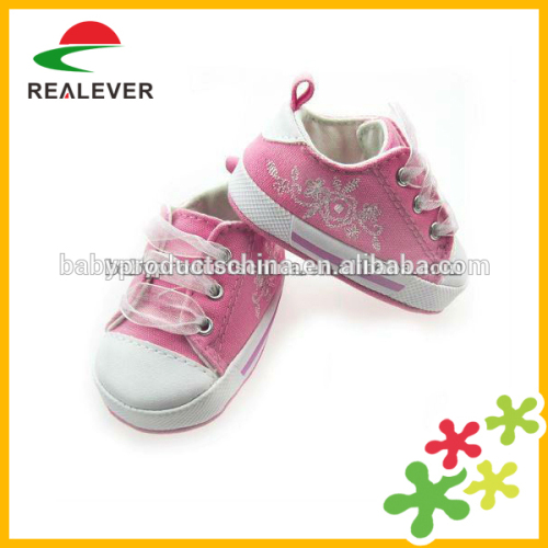 High quality embroidery baby sport shoes/wholesale infant shoes