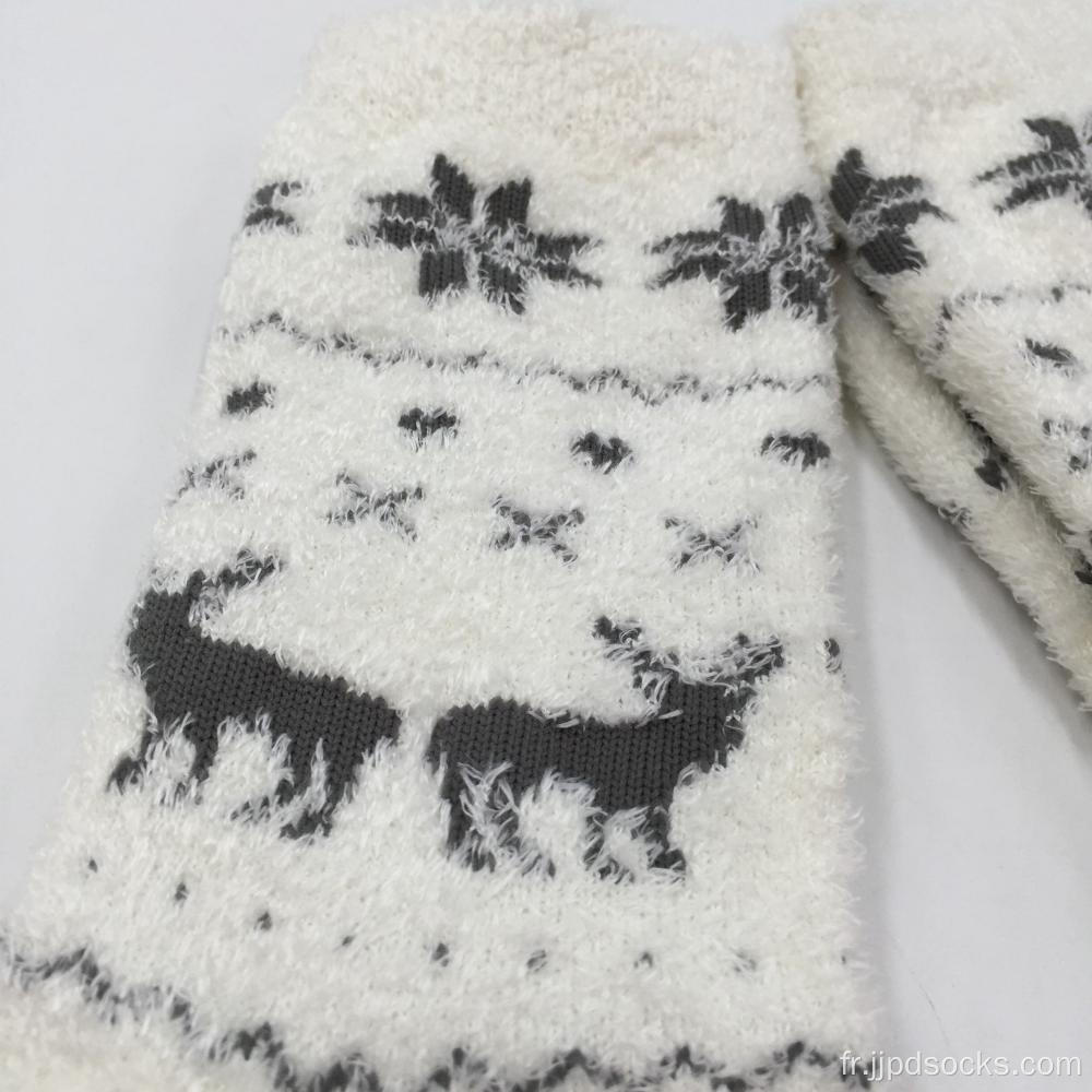 Chaussettes confortables de plumes de cerf classique