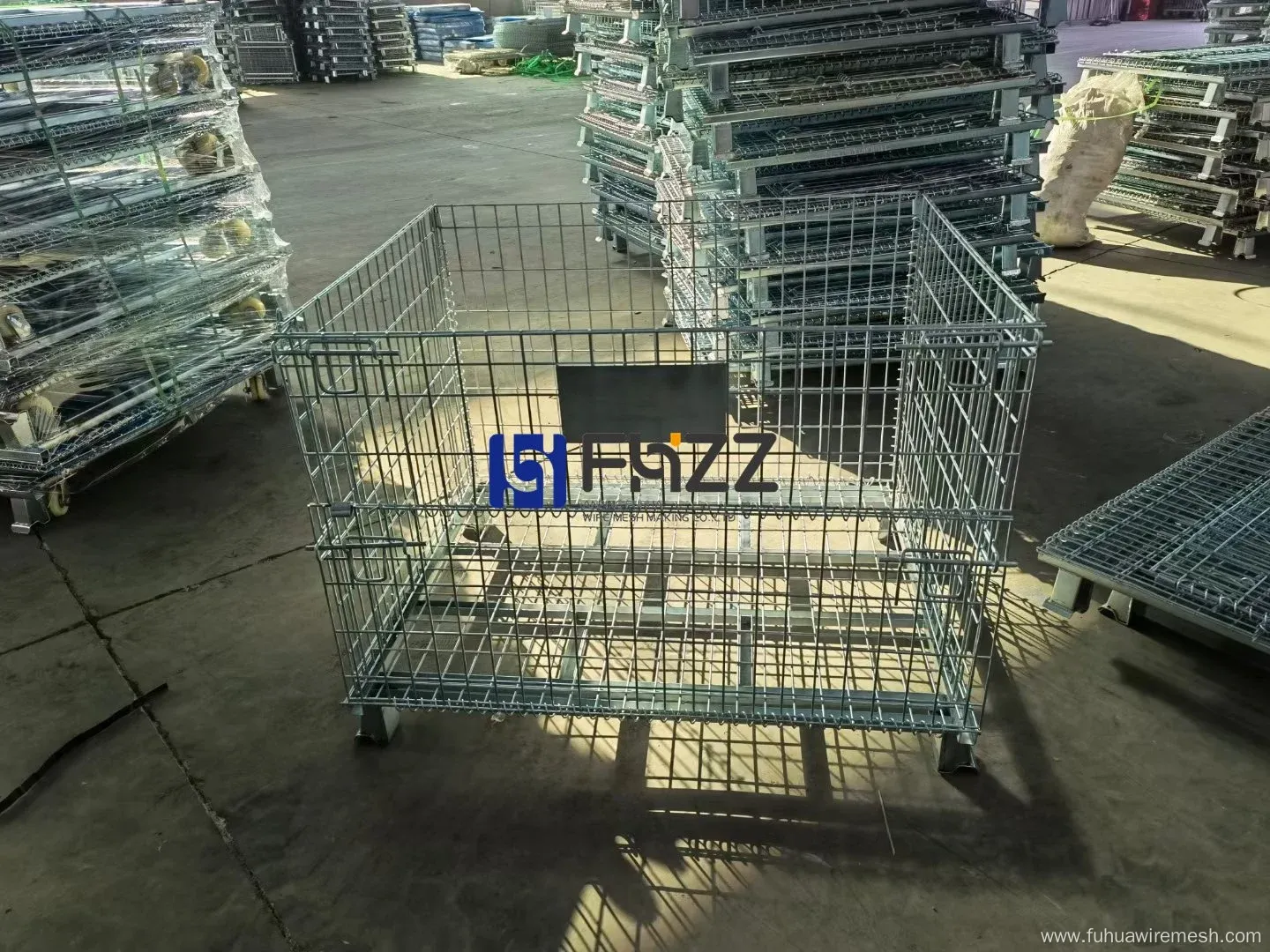 Hot Dipped Galvanized Welded Foldable Metal Storage Cages