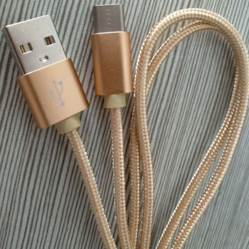 Usb Type C untuk mengetikkan Kabel