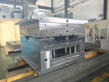 Jiangsu Shuai-Gang Precision Plastic Injection Mold System