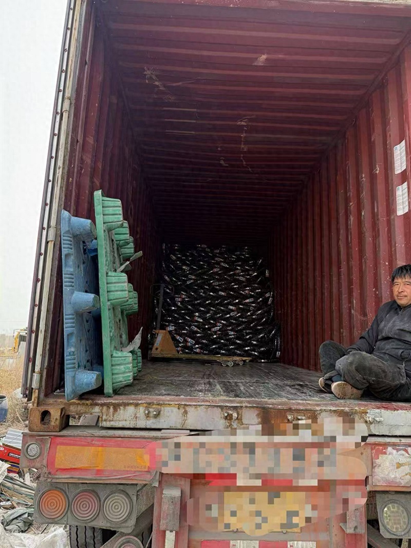 Ruisilaifu's 40-foot Container of Motorcycle Tires Shipped to Senegal, Adding New Momentum to China-Africa Economic and Trade Cooperation!