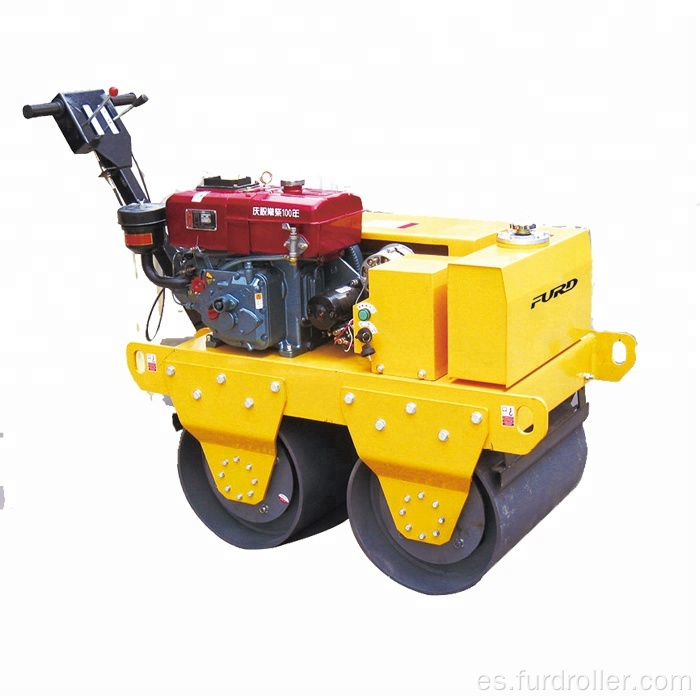 Motor diesel refrigerado por agua caminando detrás de la compactadora de doble tambor rodillo compactador FYL-S600CS