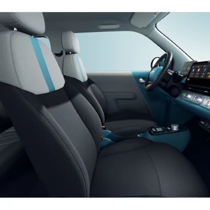 Safe new energy vehicle Changan Lumin