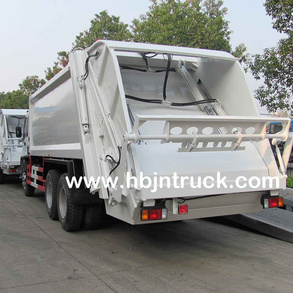 Isuzu Compressed Garbage Truck