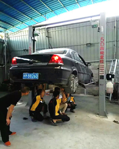Smart Wheel Alignment Equipment