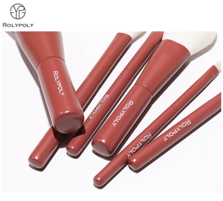 Different Name Makeup Brush With Red Color