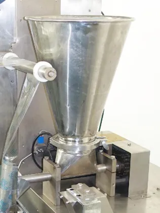 Small Volumetric Glitter Washing Talcum Talc Powder Filling and Sealing Machine