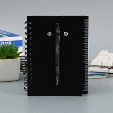 Titolo: "Notebook a spirale A5 impermeabile con pagine fodera e regolate per il college, funzionalità del diario, funzionalità di diario, adesivi in ​​scala di righelli integrati e penna incluse-perfette per studenti e professionisti