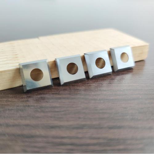 Pepejal Tungsten Carbide Indexable Square Blade 4 Edges