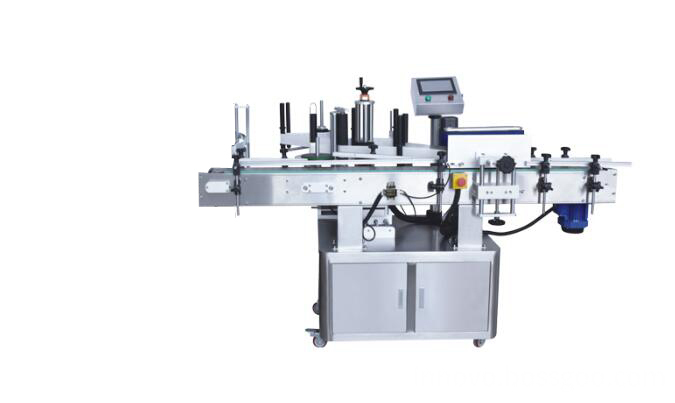 Automatic vertical labeling machine