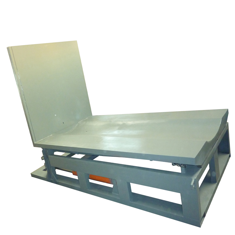 Plywood turn over machine