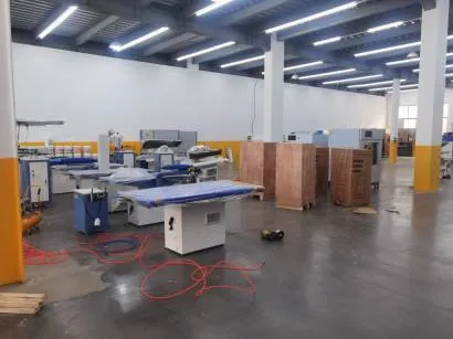 Suction Air Ironing Table for Laundry Shops: Cotton, Wool, Silk, Linen & Polyester