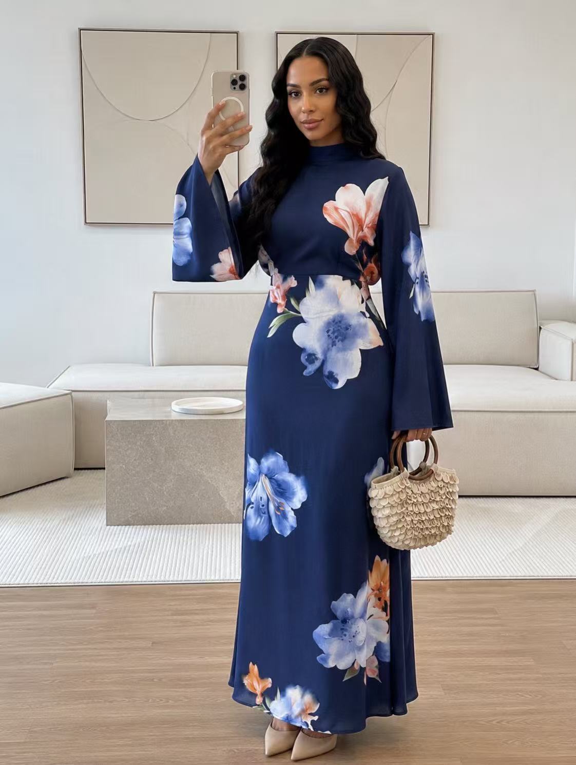 Plus Size Floral Print Sleeve Abaya Dress Detail