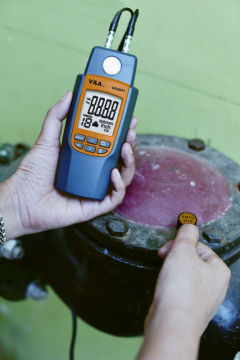 Ultrasonic thickness gauge VA8041 V&A