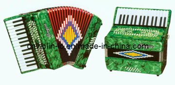 Piano Accordion (LAC3018)