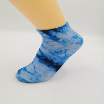 Kvinnors Tye-Die Colors Crew Socks