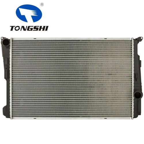 Aluminum radiator for BMW X3 F25 X3 18d/X3 F25 X3 20dX OEM 17117823567/7823567/17118623368 auto radiator