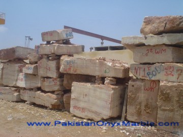 Dark green onyx Blocks green onyx light green onyx, honey onyx, multi green onyx,brown golden onyx , multi red Onyx, white Onyx, Pakistan onyx Blocks