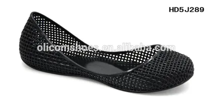 Fashion Lady Jelly Beach Sandals Pointed Toe Jelly Shoes Women Summer Candy Shoes