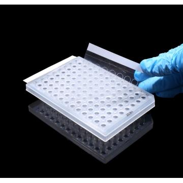 Advanced sealing film for qPCR