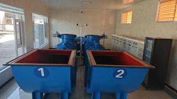 Main ventilation fan non-stop wind reversing system