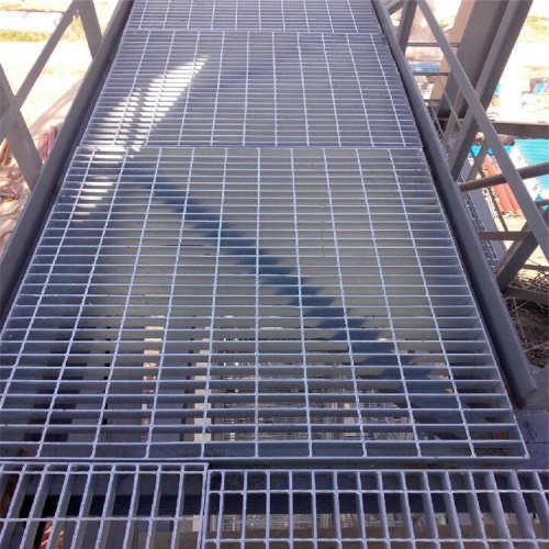 Placa de grade de aço galvanizado / grade de aço de piso elevado