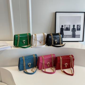 2023 New Design Women's Large Capacity Crossbody Shoulder Bag with Lock