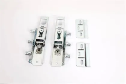 Adjust the iron hanging code of the cabinet up, down, left and right, three teeth concealed cabinet concealed hanging code galva