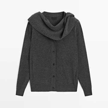 Women's scarf embellished with 100% wool cardigan