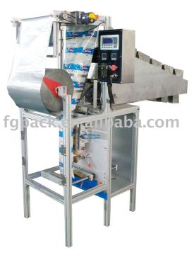 Chain bucket packaging machine