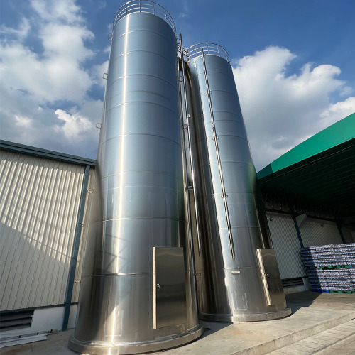 Bahan baku penyimpanan luar ruangan silo