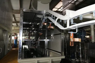 Aluminum utensil oxidation production line