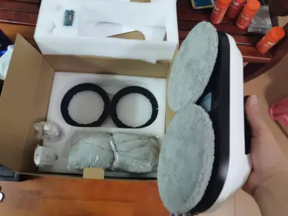 Automactic Vacuum Cleaning Window Glass Cleaner Robot