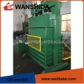 Máquina enfardadeira vertical para reciclagem de plástico