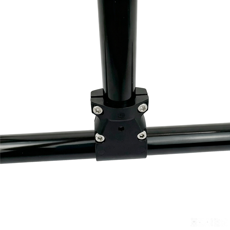 18-18 T connector 1