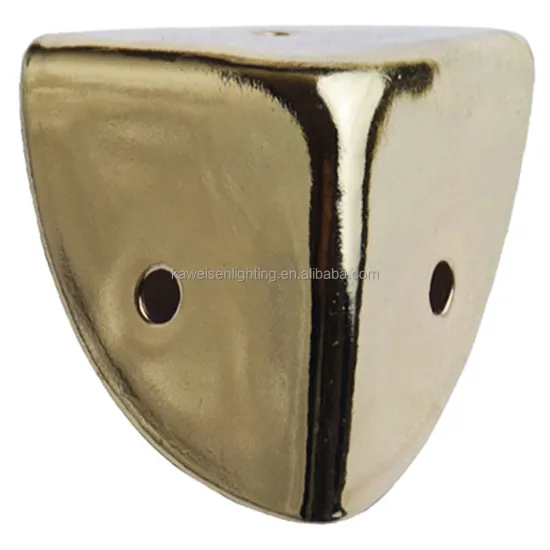 Retailer Price Triangle Corner Protector for Telescopic Handle Case and Metal Corner Brackets with 90 Degree Wrap Angle