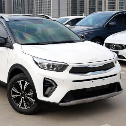 2021 used car SUV KIA KX1