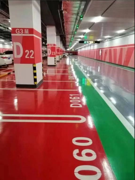 Recubrimiento plano epoxi duradero sin contenido de solvente