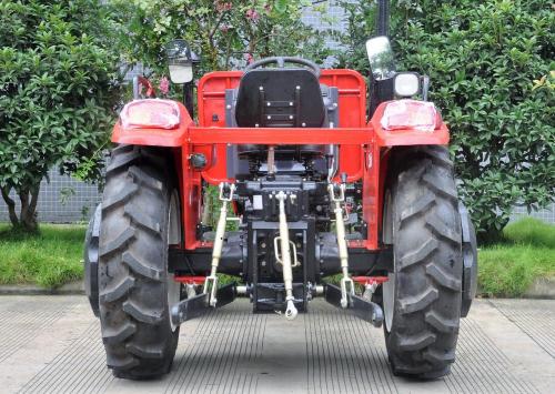 Kecekapan Tinggi Diesel 4WD 30HP Traktor Ladang Beroda