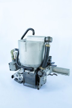 One-button start pneumatic binding sharps