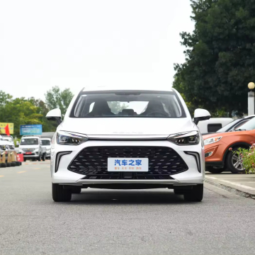 New Luxury Gasoline Sedan: BAIC Beijing U5 PLUS Made in China