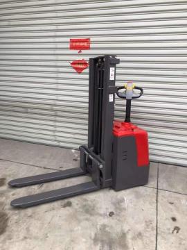 High quality semi-electric stacker