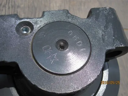 volvo spare parts, EC210 track roller from China manufacturer