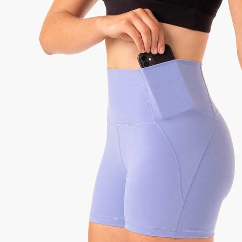 pantalones cortos para correr con bolsillo para el teléfono